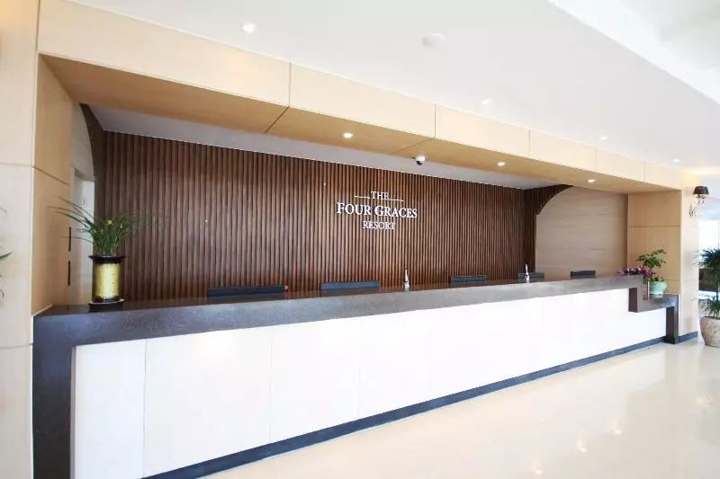 Fotos del hotel The Four Grace Resort:  9