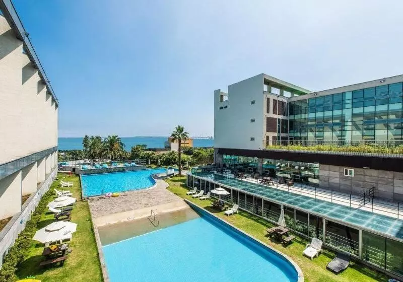 Fotos del hotel The Four Grace Resort:  23