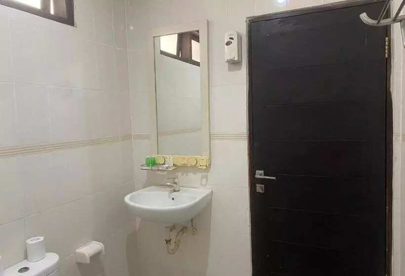 Fotos del hotel Dedy Beach Inn Kuta:  17