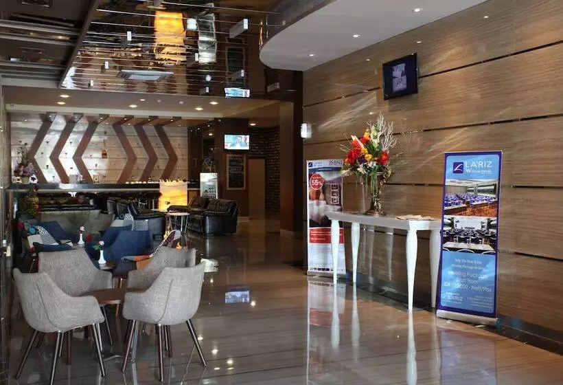 Fotos del hotel La Riz Wthree Lagaligo Makassar:  16