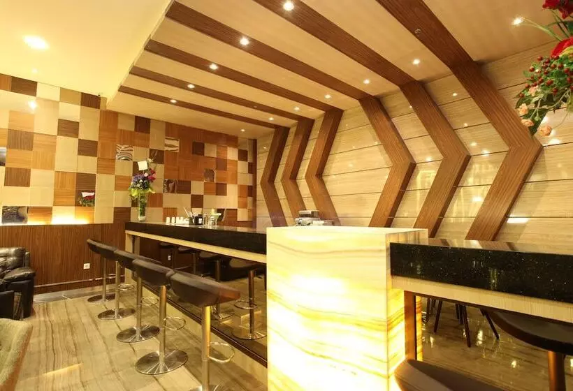 Fotos del hotel La Riz Wthree Lagaligo Makassar:  5