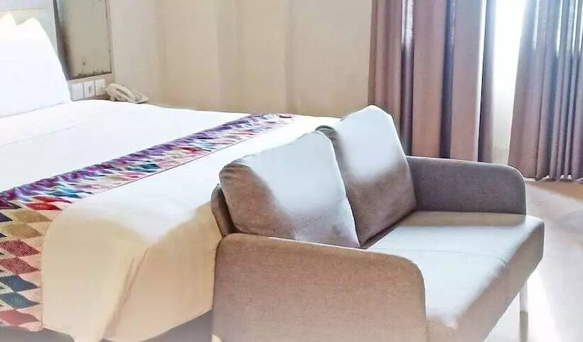 Fotos del hotel La Riz Wthree Lagaligo Makassar:  22