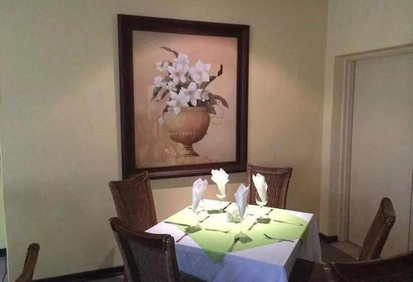 Fotos del hotel Hospitality And Tourism Academy:  5