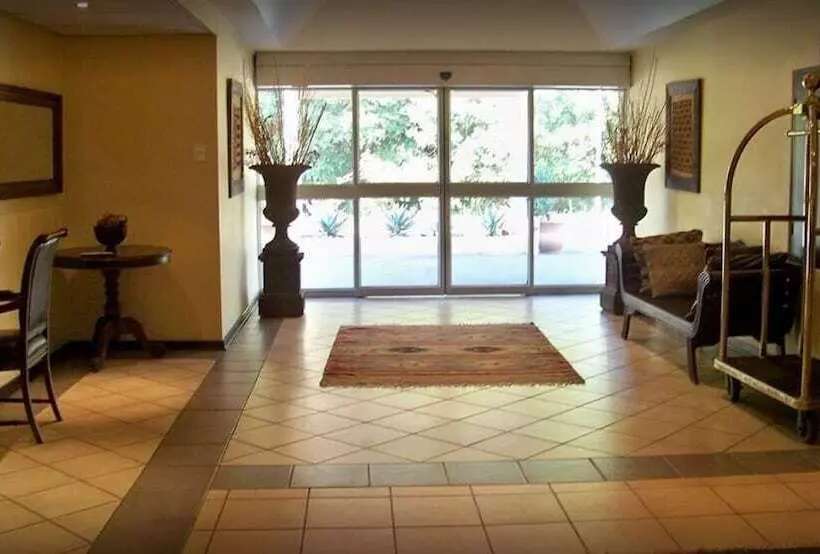 Fotos del hotel Hospitality And Tourism Academy:  4