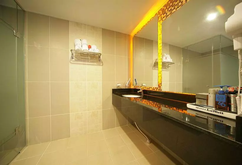 Fotos del hotel Lanuit:  19