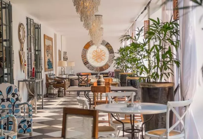 Fotos del hotel Latitude 15 Degrees:  19