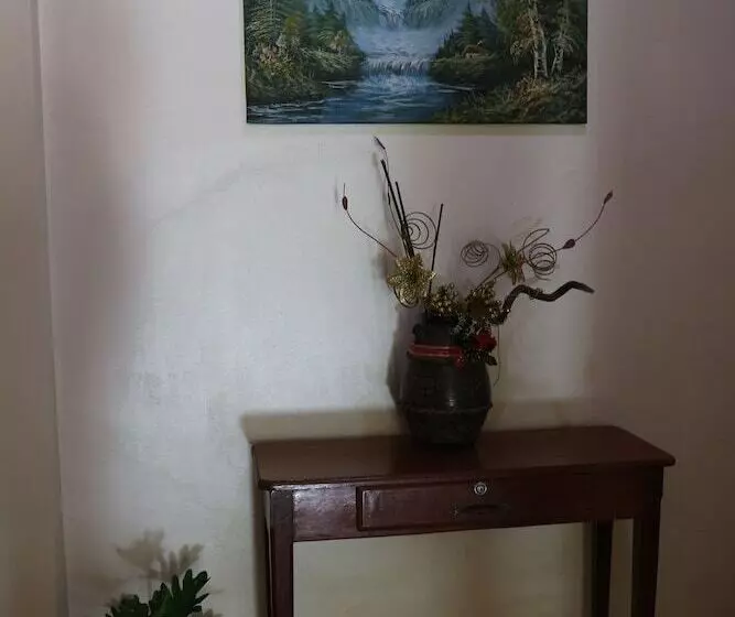 Fotos del hotel Princess Armicha Tourist Inn:  2