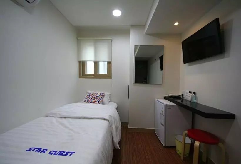 Fotos del hotel Star Guest House:  4