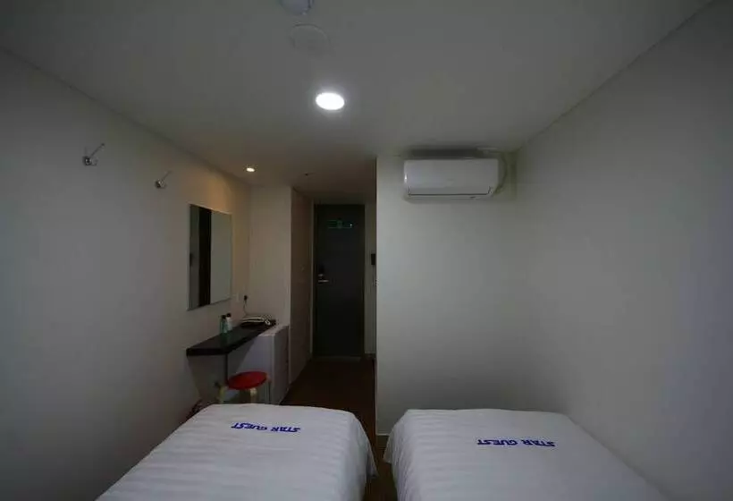 Fotos del hotel Star Guest House:  22