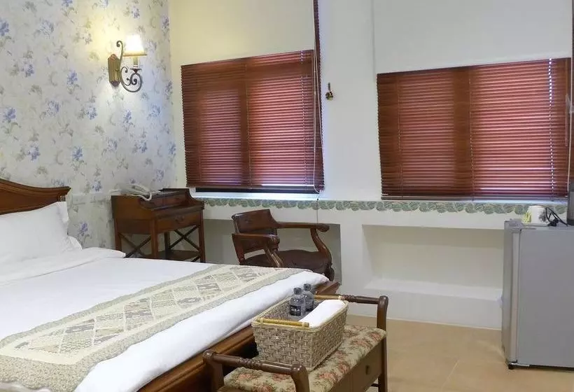 Flower Inn Taipei Ximending