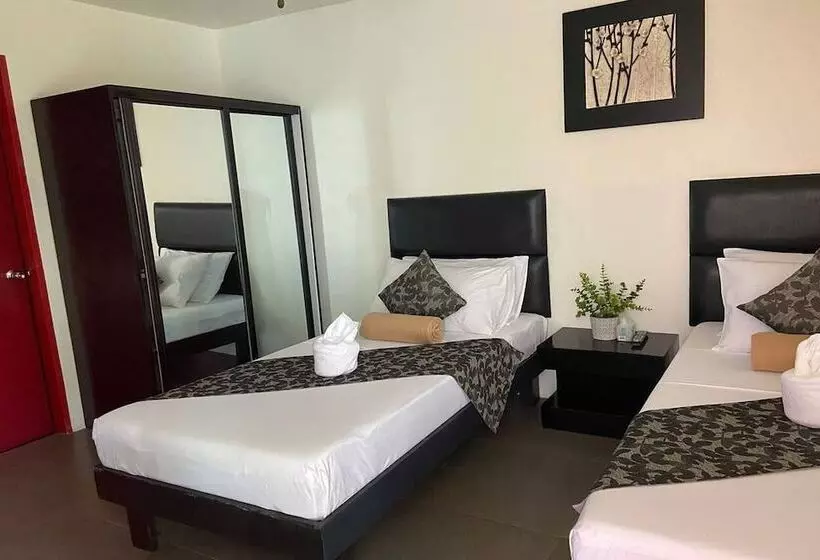 Fotos del hotel Micasa Lodge:  2