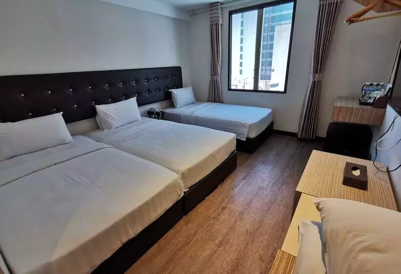 Fotos del hotel Ease:  24