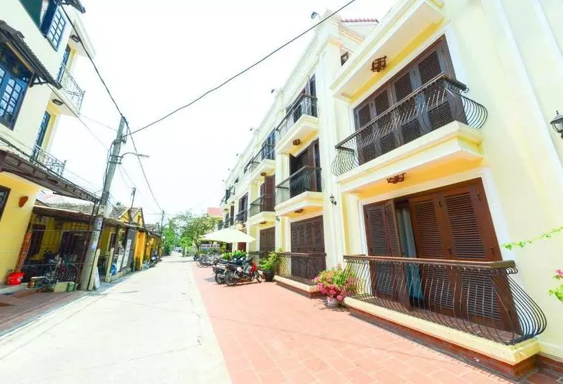 Fotos del hotel Golden River:  11