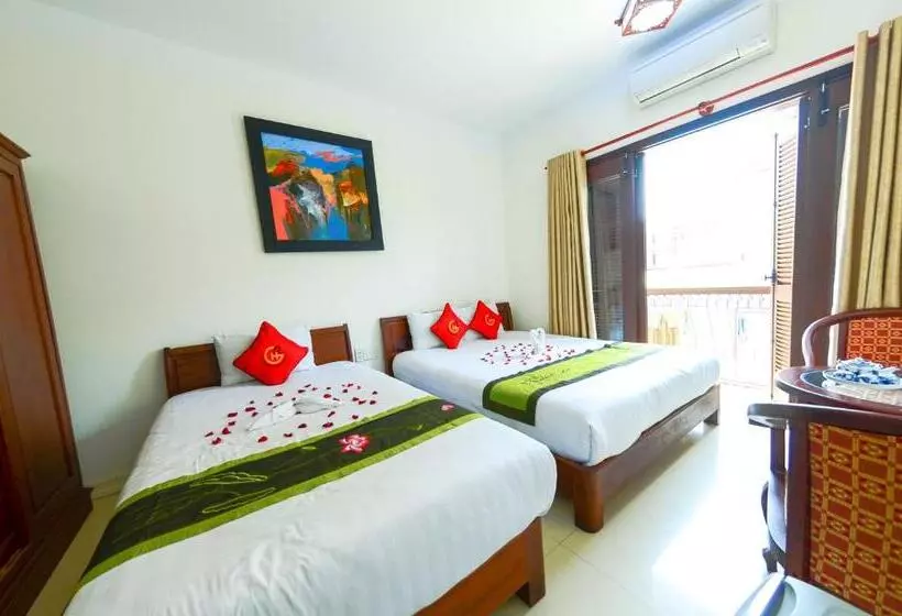 Fotos del hotel Golden River:  12