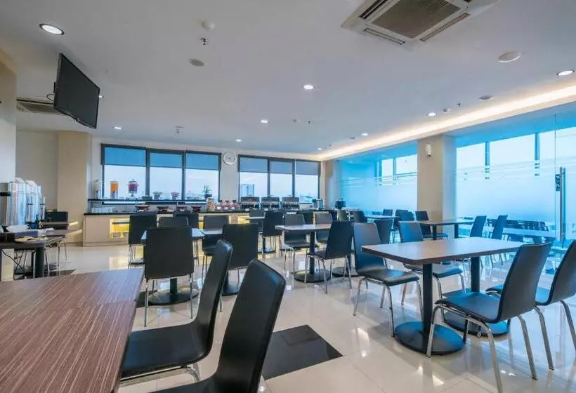 Fotos del hotel 88 Grogol:  9