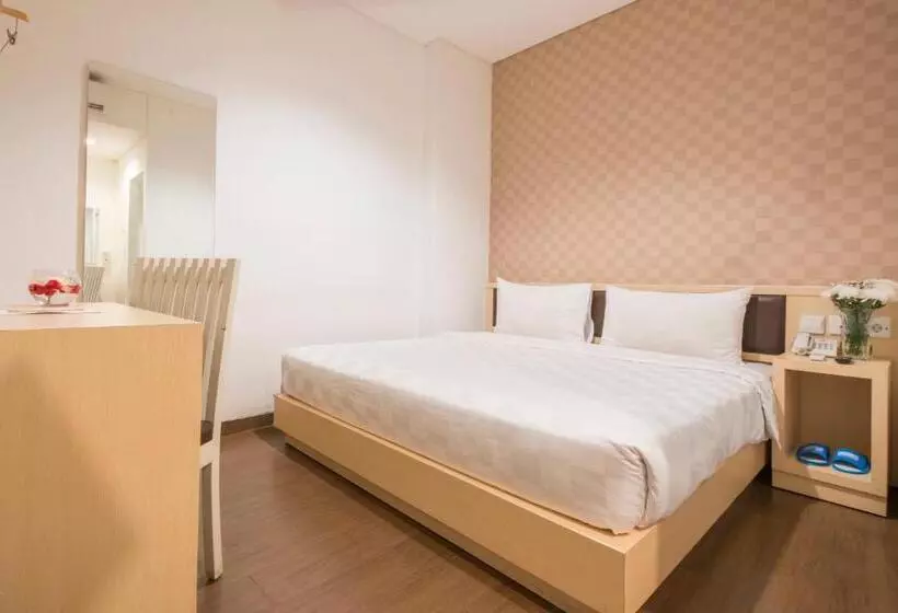 Fotos del hotel 88 Grogol:  14