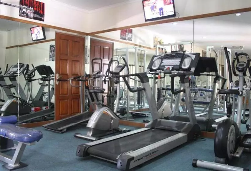 Fotos del hotel Lingga:  9