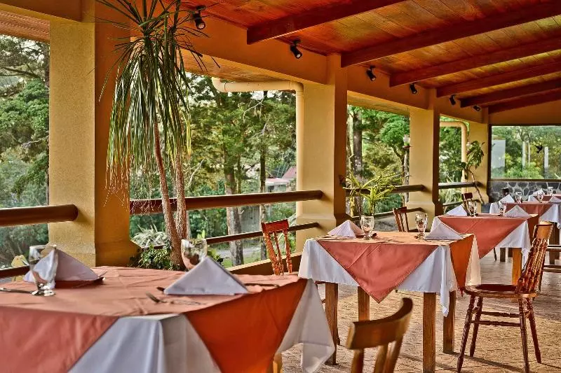 Fotos del hotel Montaña Monteverde:  6