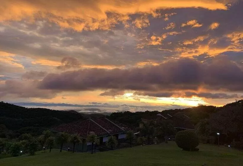 Fotos del hotel Montaña Monteverde:  14