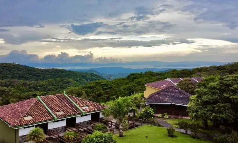 Fotos del hotel Montaña Monteverde:  4