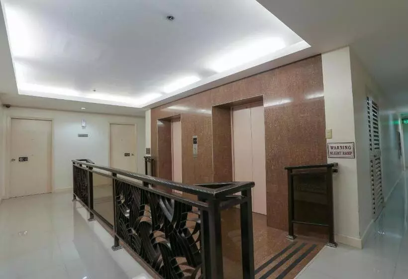 Fotos del hotel Paragon Tower:  3