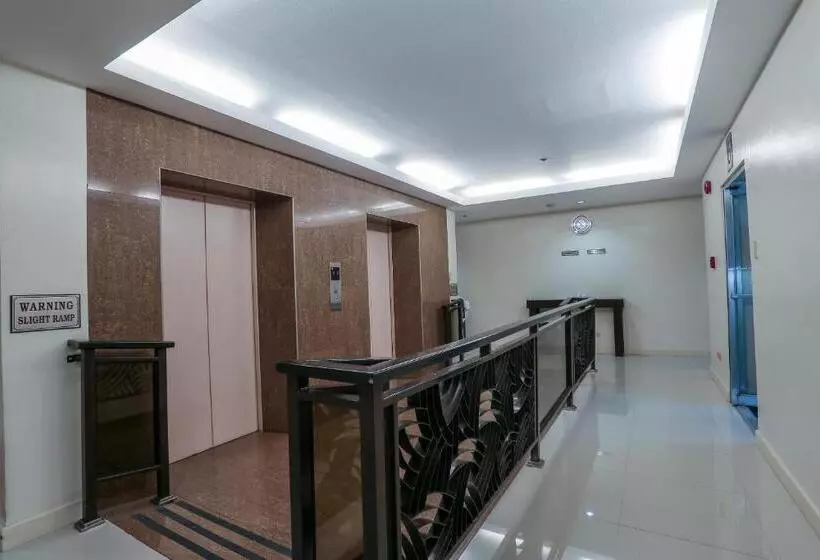 Fotos del hotel Paragon Tower:  8