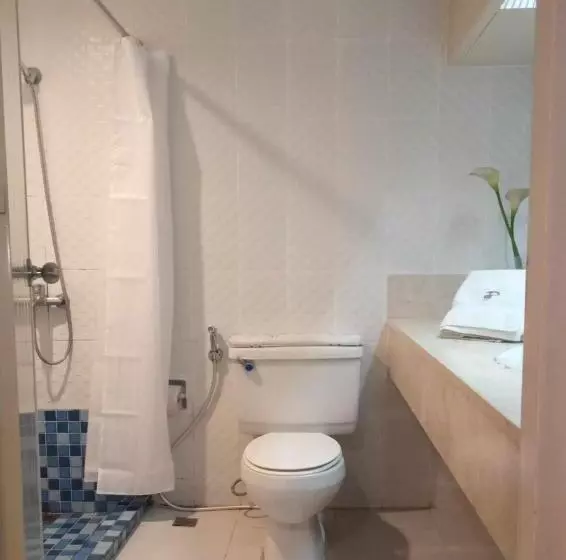 Fotos del hotel Paragon Tower:  4