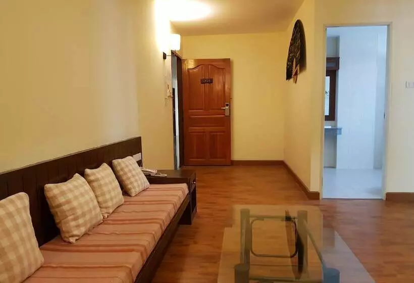 Fotos del hotel Pangviman Place Resotel:  2