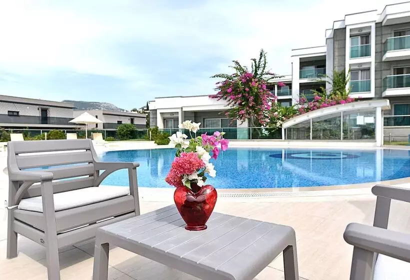 Fotos del hotel Royal Palm Residence:  14