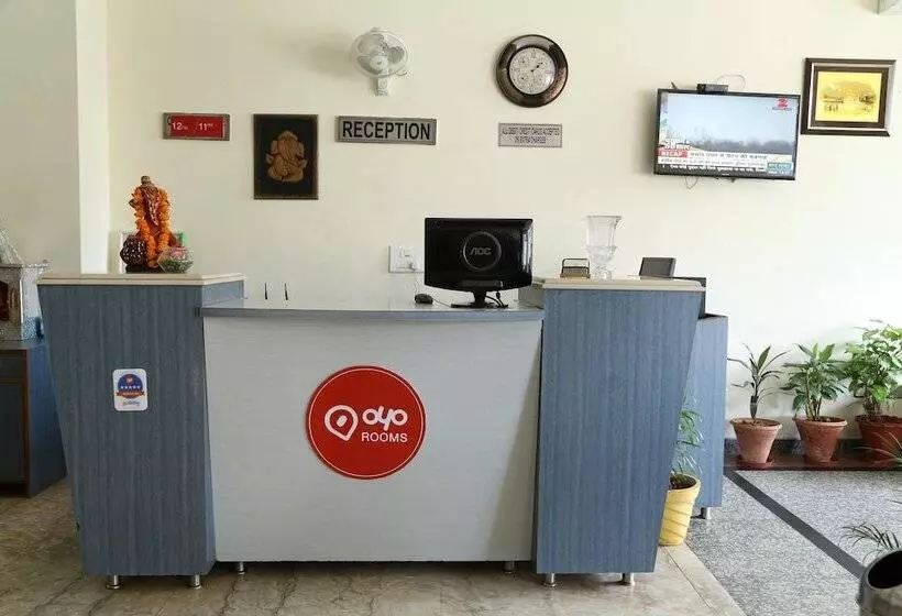Fotos del hotel Oyo Rooms Sector 42 Chandigarh:  4