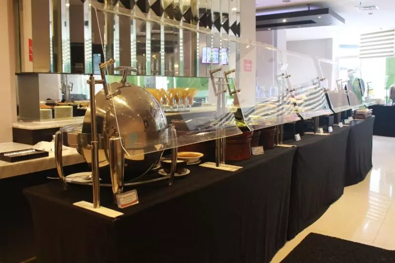 Fotos del hotel Swiss-belinn Tunjungan Surabaya:  9