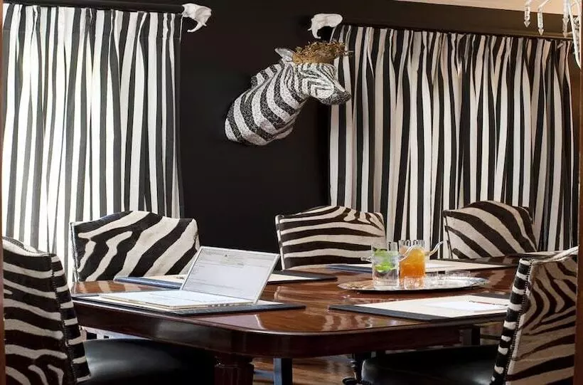 Fotos del hotel 33 Melville Road:  8