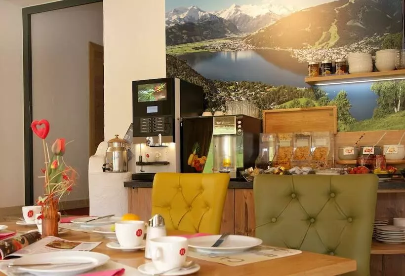 Fotos del hotel Pension Patricia:  8