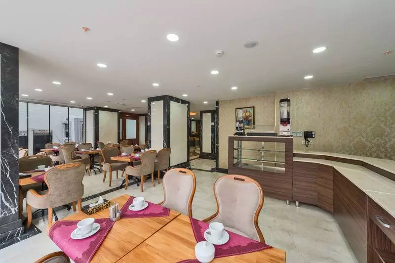 Fotos del hotel Realstar:  11