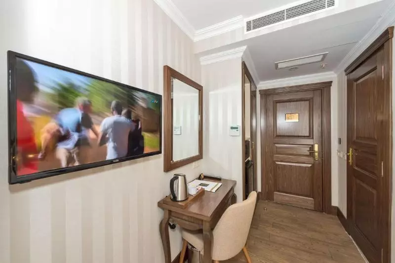 Fotos del hotel Realstar:  2