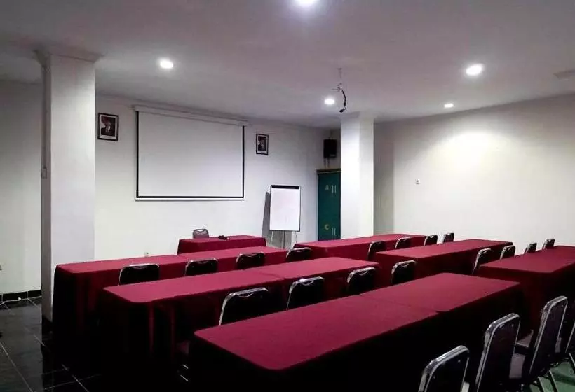 Fotos del hotel Diana Jogja:  7