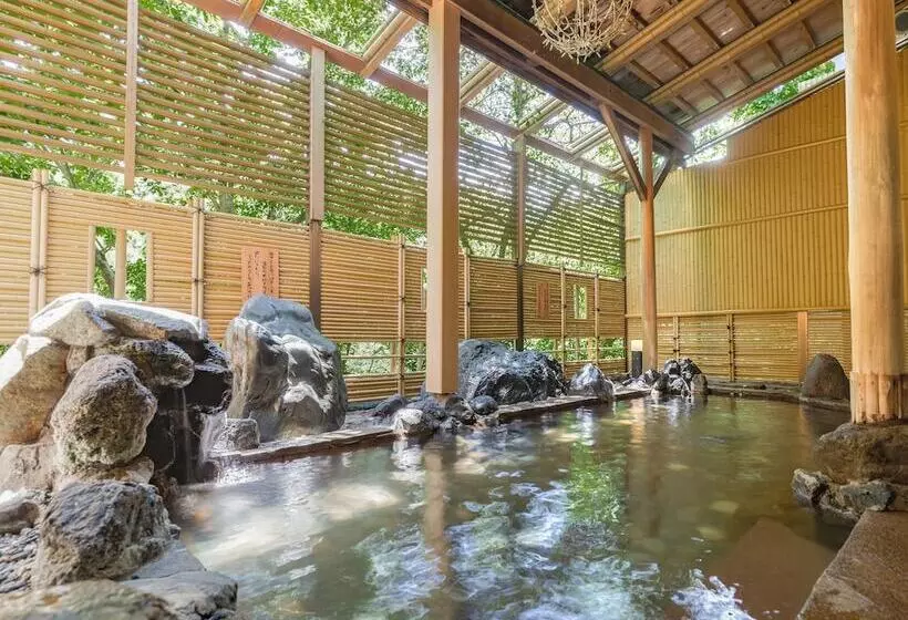 Fotos del hotel Yukai Resort Yamanakaonsen Hanasaichoraku <femaleonly Ryokan>:  12