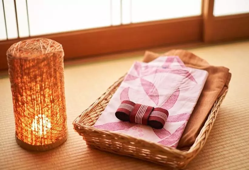 Fotos del hotel Yukai Resort Yamanakaonsen Hanasaichoraku <femaleonly Ryokan>:  25