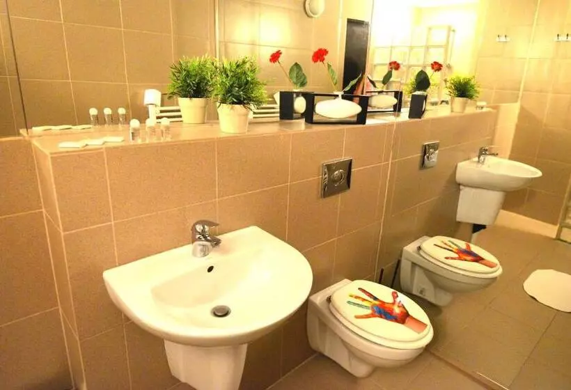 Fotos del hotel Biscuit:  4