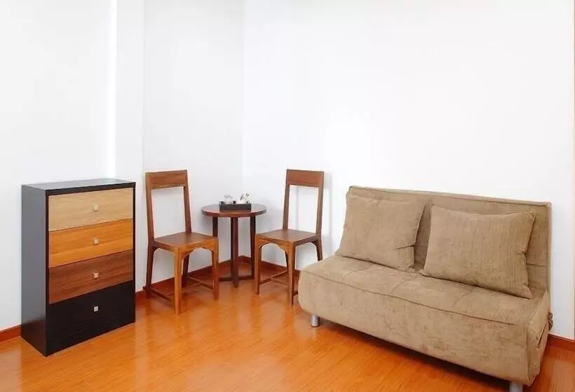 Fotos del hotel Double Dd House At Mrt Sutthisarn:  22