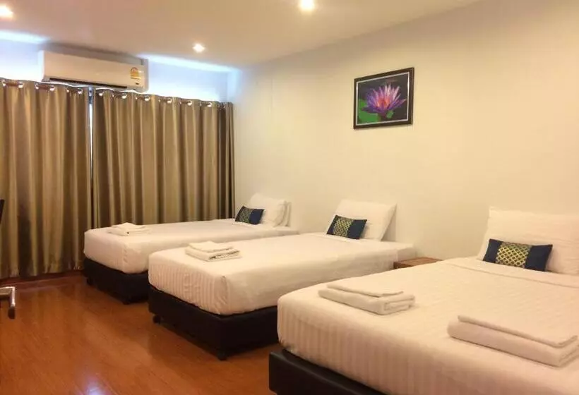 Fotos del hotel Double Dd House At Mrt Sutthisarn:  16