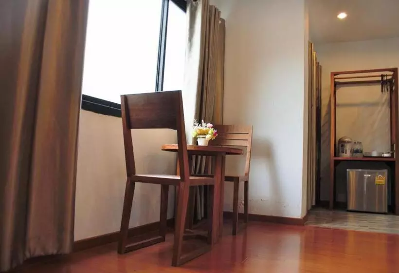 Fotos del hotel Double Dd House At Mrt Sutthisarn:  20