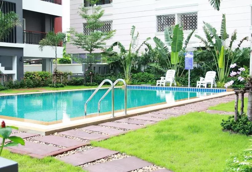 Fotos del hotel 101 Holiday Suite:  3