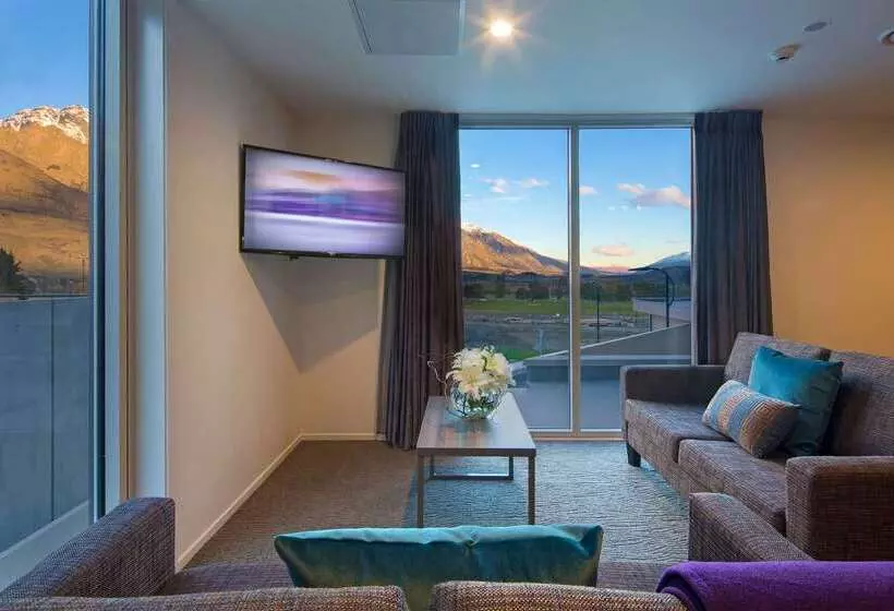 Fotos del hotel Ramada Suites By Wyndham Queenstown Remarkables Park:  9