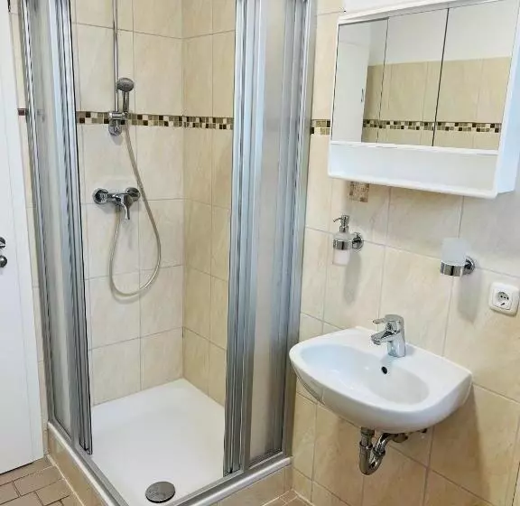 Fotos del hotel M&m   Wilhelmsburg:  7