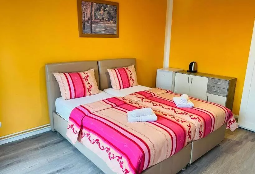 Fotos del hotel M&m   Wilhelmsburg:  6