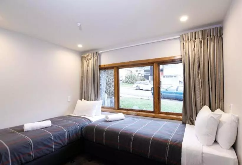 Fotos del hotel Pinewood Lodge And Apartments:  15