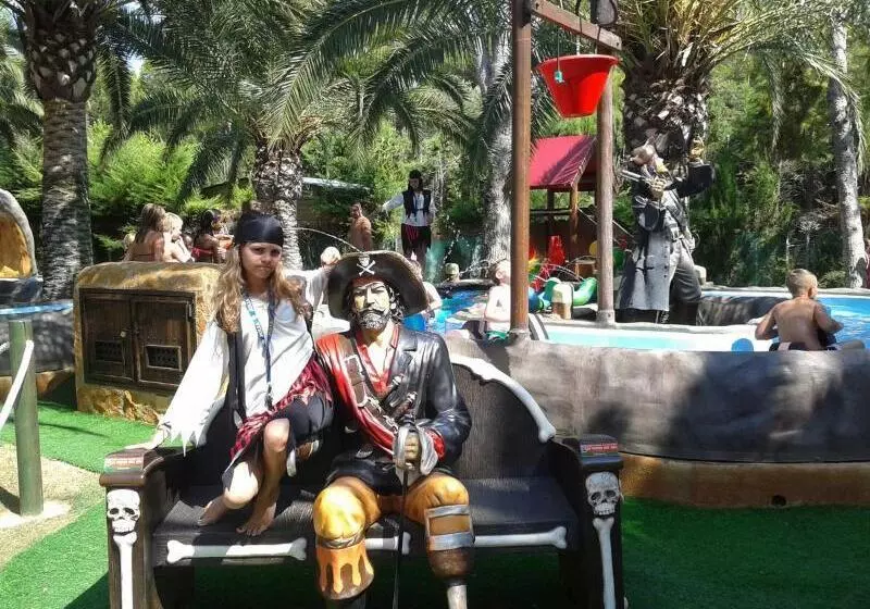 Fotos del hotel Camping & Resort La Torre Del Sol:  16
