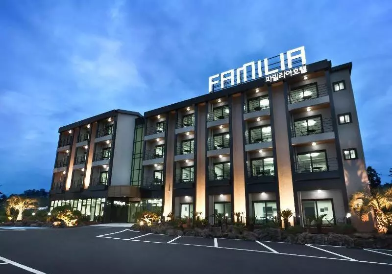 Fotos del hotel Familia:  11