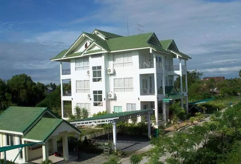 Fotos del hotel Kasem Garden Hotel Surin:  1
